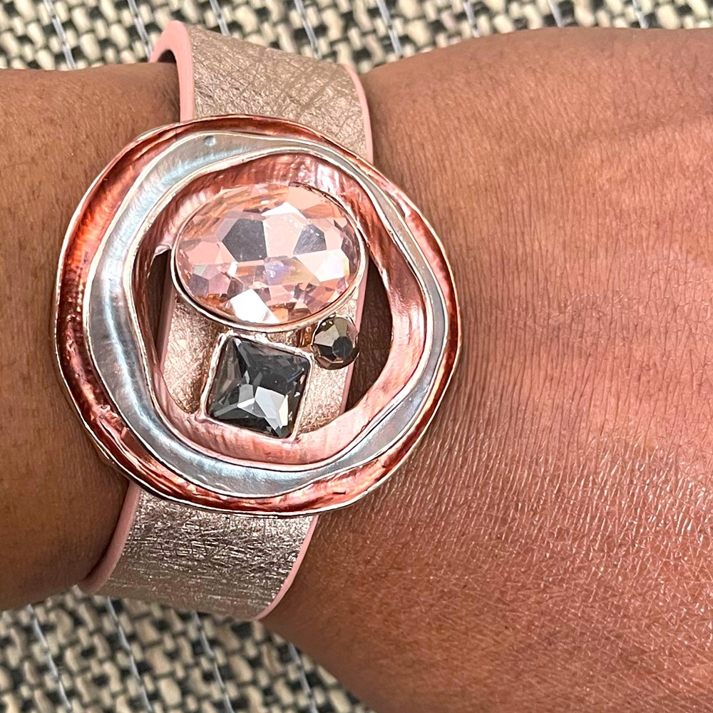 Abstract Vegan Leather Magnetic Bracelet -New! Stunning!